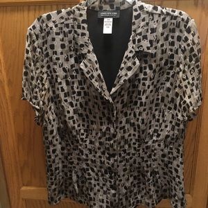 Jones New York button top in 2X.